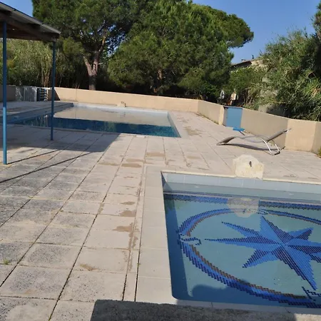 En Camargue Proche De La Climatise איגוס-מורטס